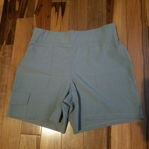 🌟🆕Reebok Green Shorts